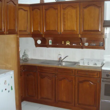 Sofies Choice Monokatoikia Chalkida